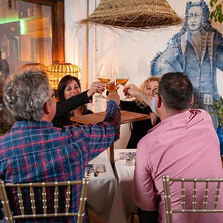 酒店 Opus One Luxury & Wine